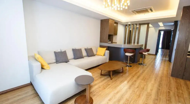 Люкс Lintas Platinum Hotel