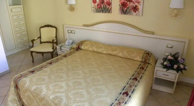 Полулюкс Hotel Ristorante Borgo La Tana
