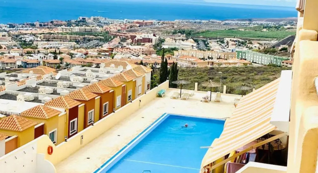 Апартаменты Enjoy Sunsets at Fully Equipped 2BR Oceanside View