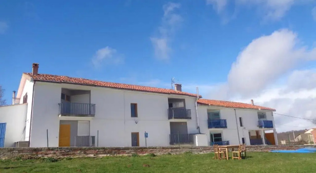 Кровать в общем номере Albergue Cilleruelo de Bezana