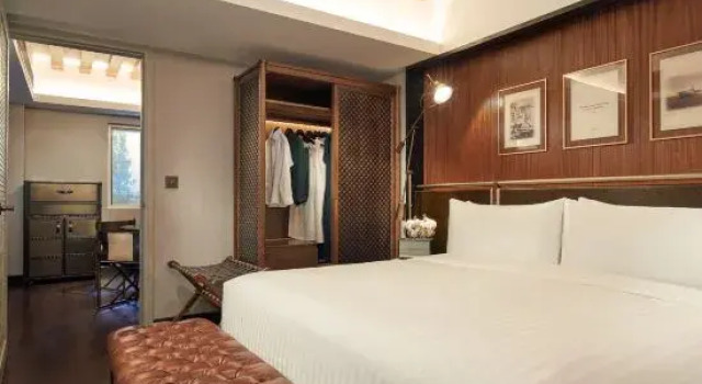 Люкс с красивым видом из окна The Barracks Hotel Sentosa by Far East Hospitality