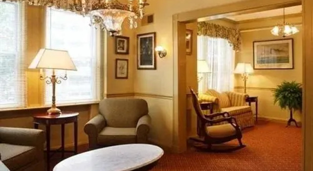 Hopkins Inn, Rezerwuj Hotel Baltimore Maryland