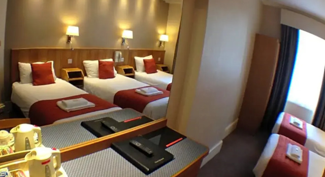 Номер Standard Columbus Hotel
