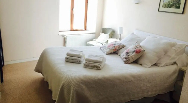 House With 2 Bedrooms in Ornans, With Private Pool, Terrace and Wifi -, Rezervovat Hotel Hotely v Ornans s parkováním, Parkování