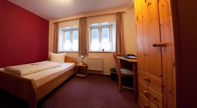 Одноместный номер Standard Hotel Zur Linde