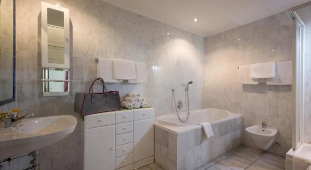 Апартаменты с 3 комнатами Apparthotel Tom Sojer