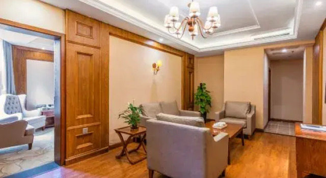 Люкс Business Ganglong Hotel