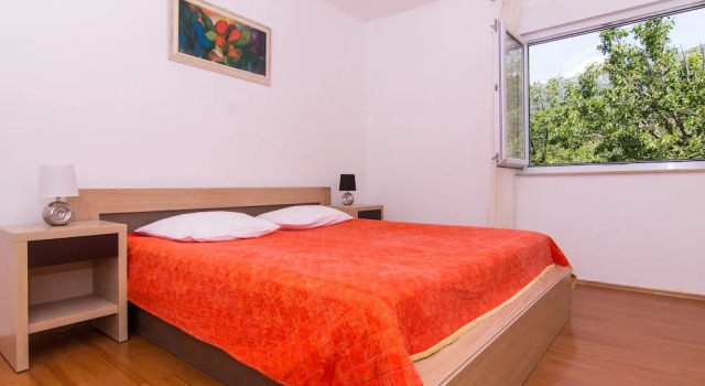 Apartmani Dolores