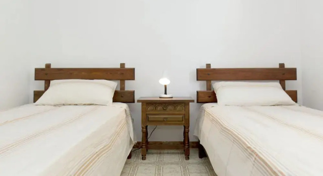 Small Building with 4 Apartments near Beach, Book Lejlighed Mont-roig del Camp Tarragona