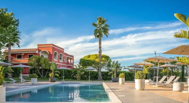 3201 Tenuta Cavalieri - Camera Quadrupla, Varaa Hotelli Hotellit ja majoitukset kohteessa Leverano, Hotelli
