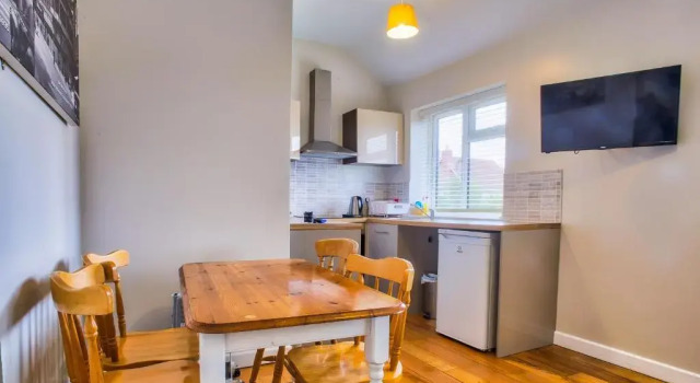 Апартаменты с 2 комнатами Easton Guest House