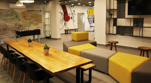 Nomads Hotel - Hostel