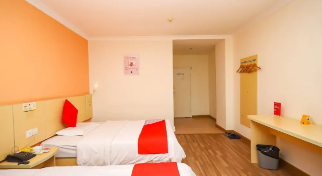 Двухместный номер Standard YuanMan Hotel