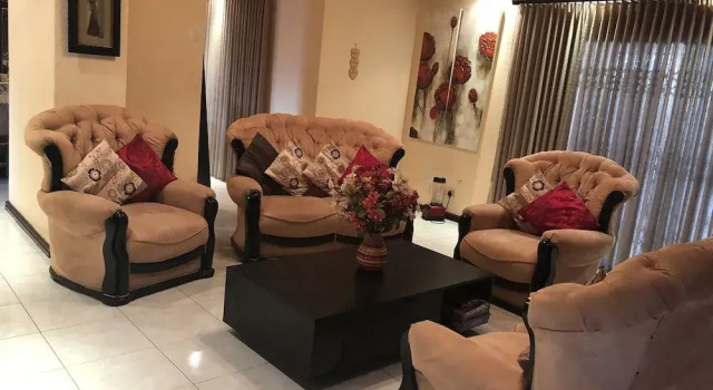 Naomi's Place, Buchen Sie Pension Johannesburg Gauteng