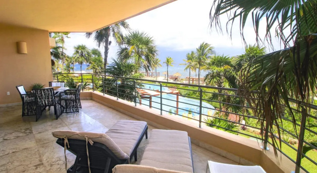 Апартаменты Luxury Luxury Apartament Punta Roca Ocean Front