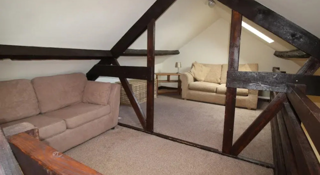 Hideaway 2 Bedroom Apartment by Cardiff Holiday Homes