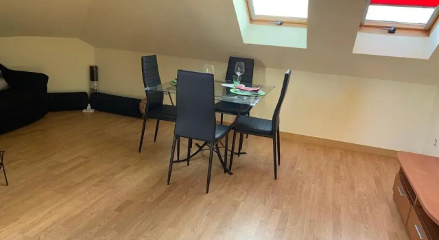 Atico de lujo en Tomelloso Hostel Verona, Забронировать Хостел Томельосо Ciudad Real Province, рядом с Музей повозок и сельскохозяйственных орудий