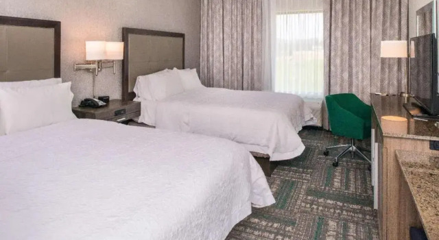 Четырёхместный люкс Hampton Inn - Paragould
