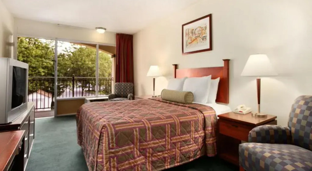 Номер Standard Travelodge by Wyndham Waukegan Gurnee
