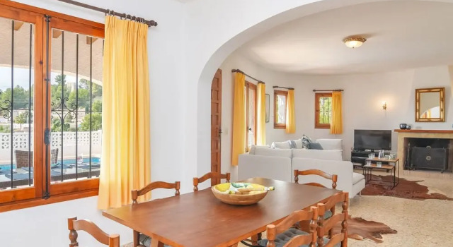 Luxurious Villa with Private Swimming Pool in Benissa, Забронировать Вилла Бизнес-отели Бениса, 4* 5*