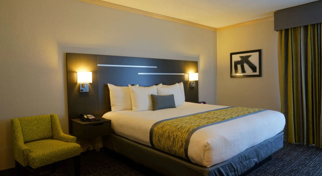 Двухместный люкс Best Western Plus Morristown Conference Center