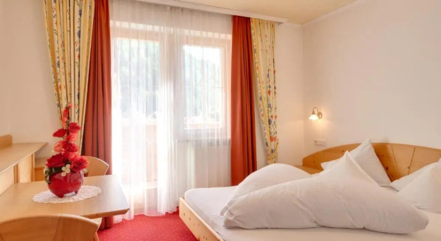 Двухместный номер Standard с балконом Hotel Theiner