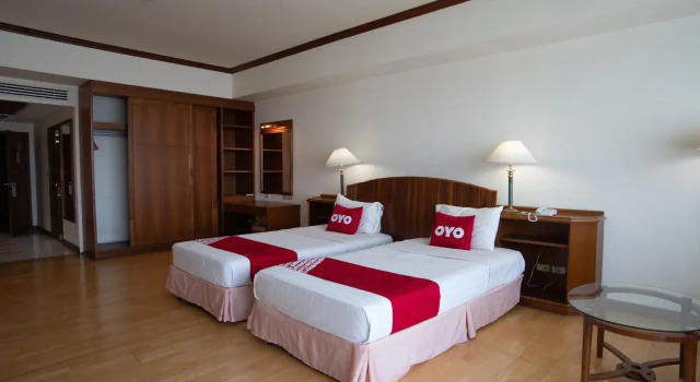 Ayutthaya River View Hotel