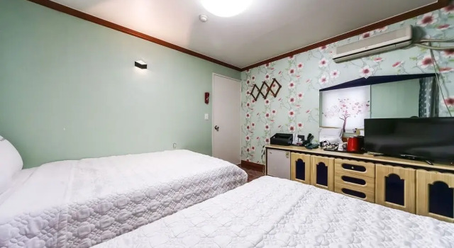 Pohang Yeongildae Day Stay