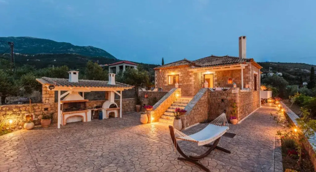 Коттедж Manis Aura Seaside - Paradise Villa With Garden
