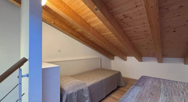 Wonderful Apartment With Attic in a Quiet Area, Забронировать Апартаменты/квартира Бибионе-Пинеда Венето, рядом с Долина Вальгранде
