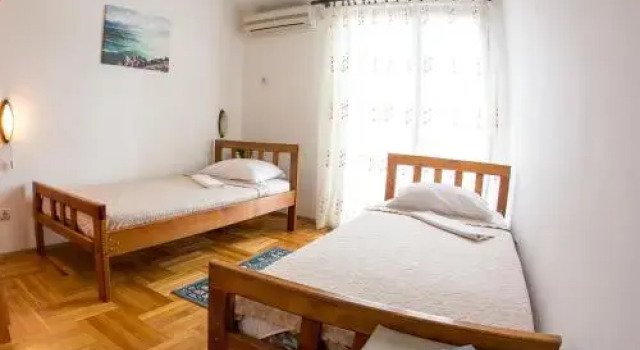 Guest House Mandarina, Забронировать Гостевой дом Гостевые дома Будванская ривьеры, рядом с Holy Trinity Church, Гостевой дом