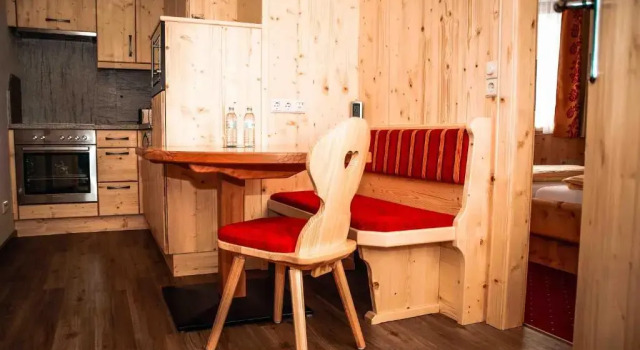 Апартаменты Komfort Appartement Windberger, 5m to ski slope, 200m to cable car, Schladming Dachsteincard inklusive