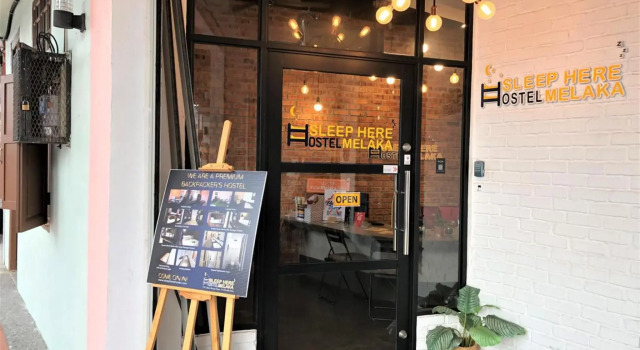 Кровать в общем номере Sleep Here Hostel, Melaka
