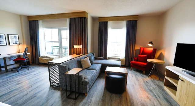 Двухместный полулюкс Hearing Accessible Hilton Garden Inn Savannah Historic District