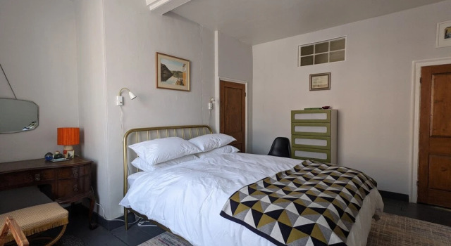 The Arts House; Georgian Townhouse Close to Beach, Забронировать Отель Отели Англии 3 звезды, 3*