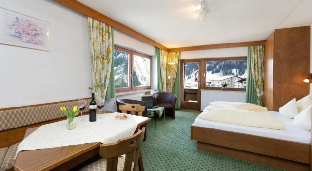 Appartements SonnAlm, Prenota Hotel Berwang Zugspitz Arena