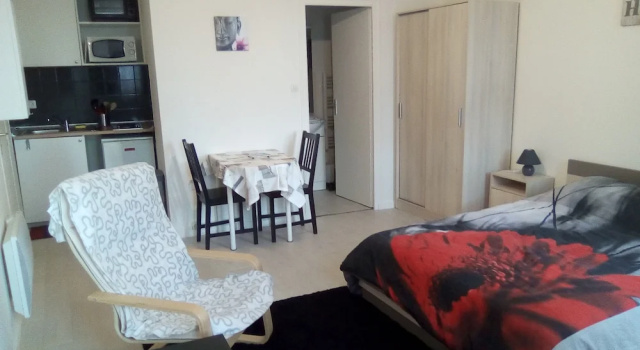 Studio ZEN, Rezerwuj Hotel Hotele w Charente-Maritime z parkingiem, Parking