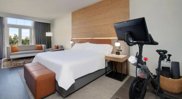 Номер Standard c 1 комнатой с видом на внутренний двор The Westin Dallas Stonebriar Golf Resort & Spa