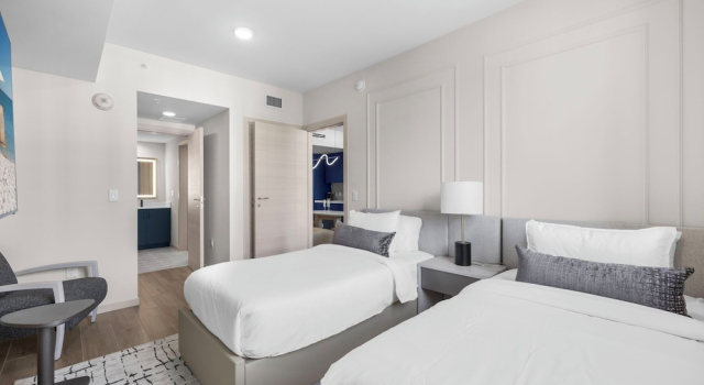 Семейные апартаменты The Avenue Luxury Residences Coral Gables