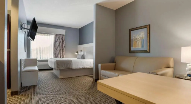 Номер Standard Best Western Plus Two Rivers Hotel & Suites
