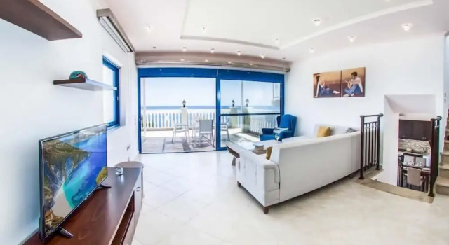 Villa Azure
