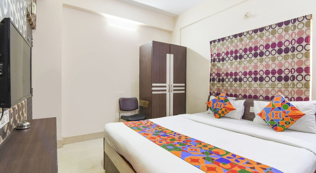 Номер Deluxe FabHotel The Corporate Inn I