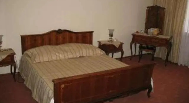 CRANG, Buchen Sie Hotel Buzău 