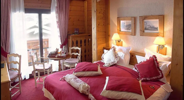 Двухместный номер Superior Chalet-Hôtel La Marmotte, La Tapiaz & SPA, The Originals Relais