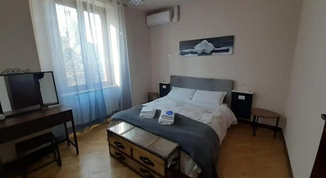 Люкс Gira Guest House