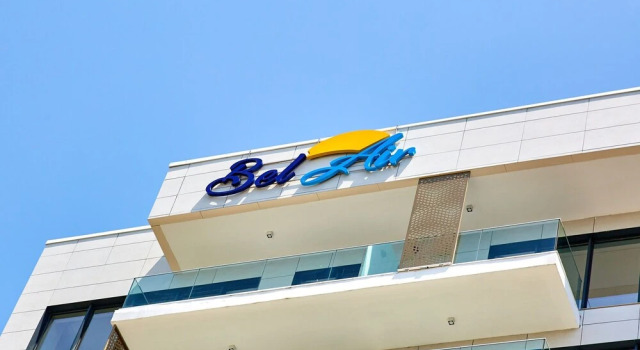 Apartamente, Varaa Huoneisto Hotellit Mamaia-Sat pysäköinnillä, Pysäköinti