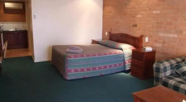Cobar Town & Country Motor Inn, Prenota Hotel Cobar New South Wales