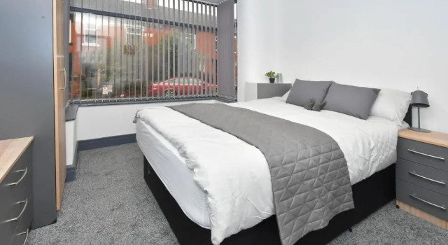 Townhouse @ Princes Road Stoke, Забронировать Дом для отпуска Сток-он-Трент Стаффордшир
