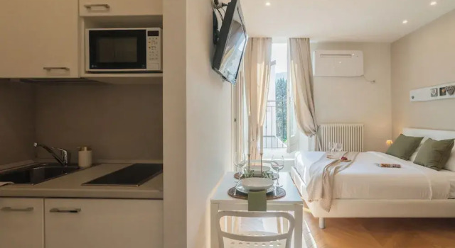 Studio 1 Schlafzimmer MT Studios by Rent All Como