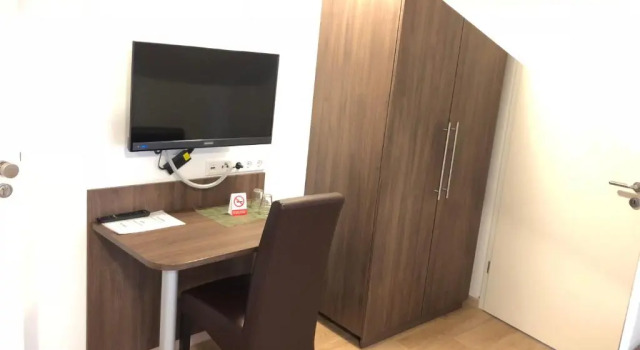 Двухместный номер Comfort Мансарда Hotel Garni Goldene Traube